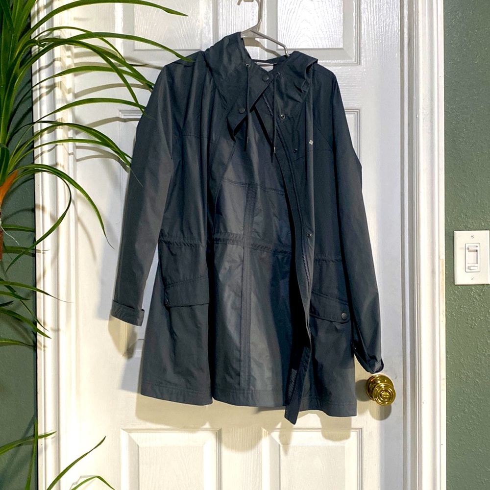 Columbia raincoat